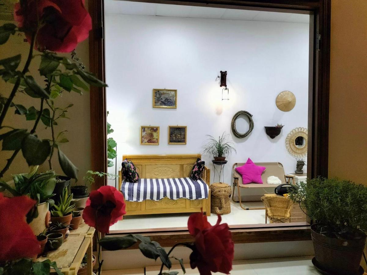 Strawberry Hotel Dalat Екстериор снимка